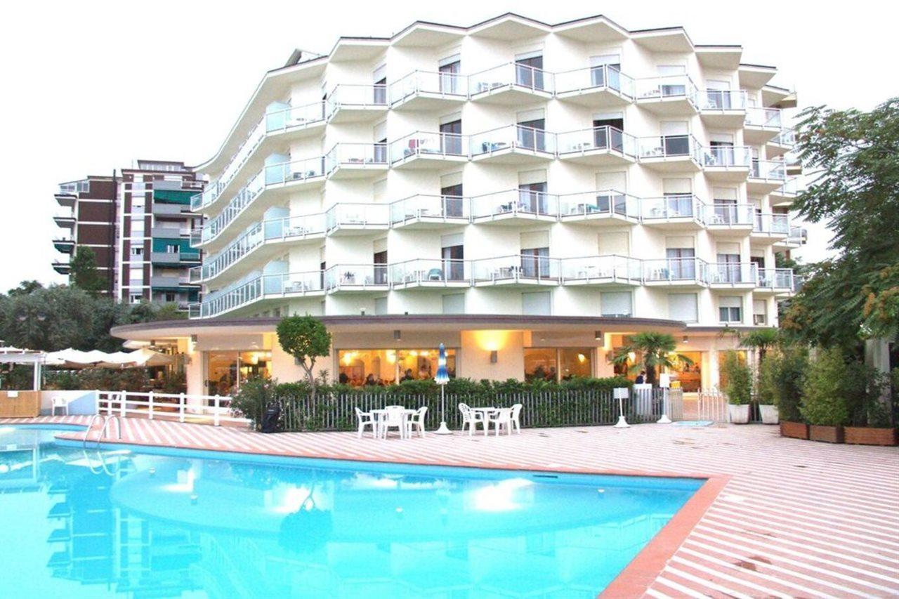Hotel Bellevue Beach - Sul Mare Milano Marittima Eksteriør billede