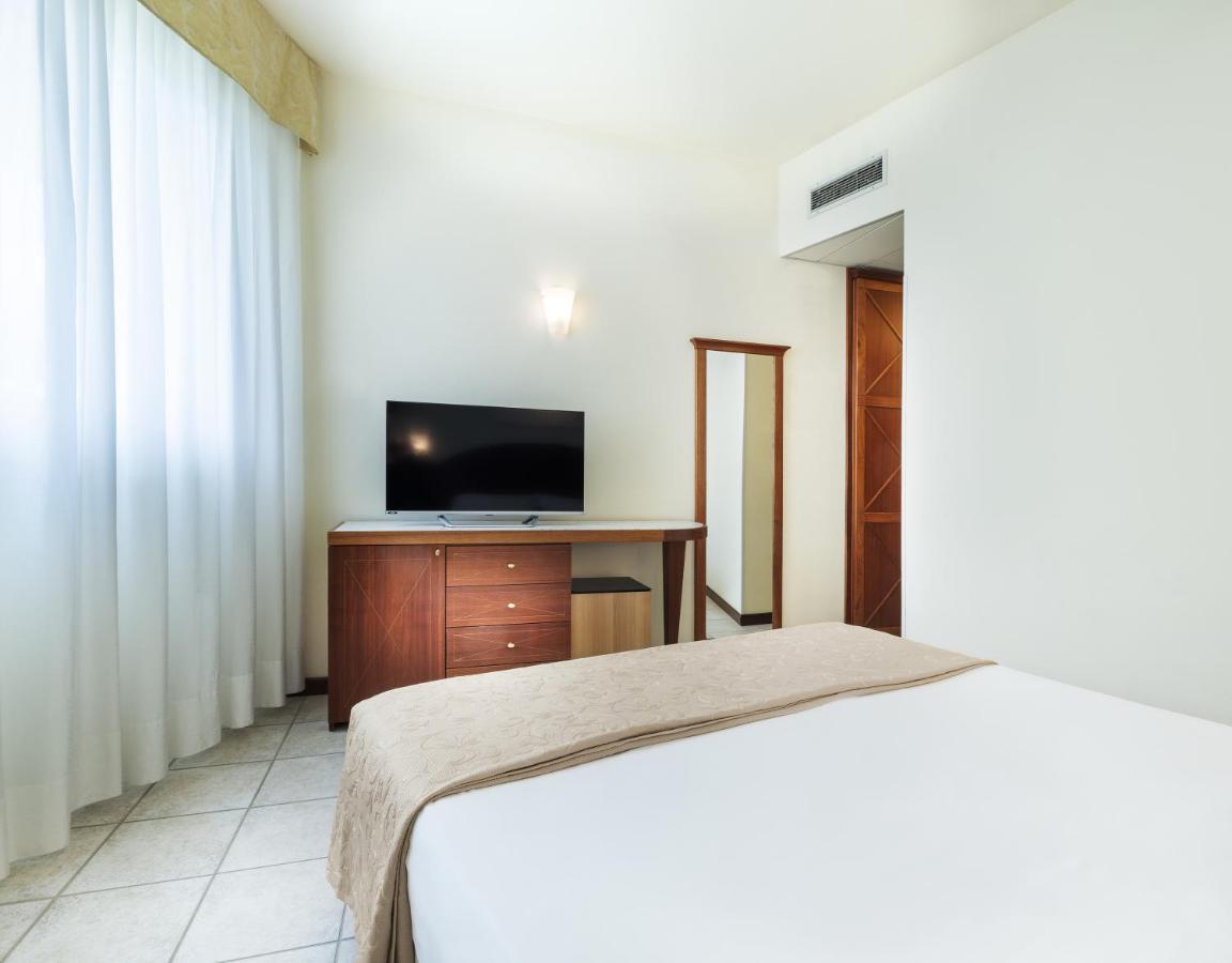 Hotel Bellevue Beach - Sul Mare Milano Marittima Eksteriør billede