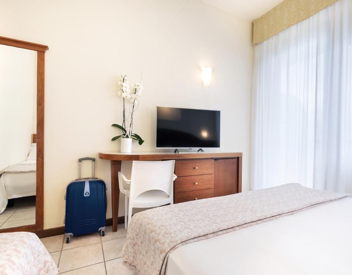 Hotel Bellevue Beach - Sul Mare Milano Marittima Eksteriør billede