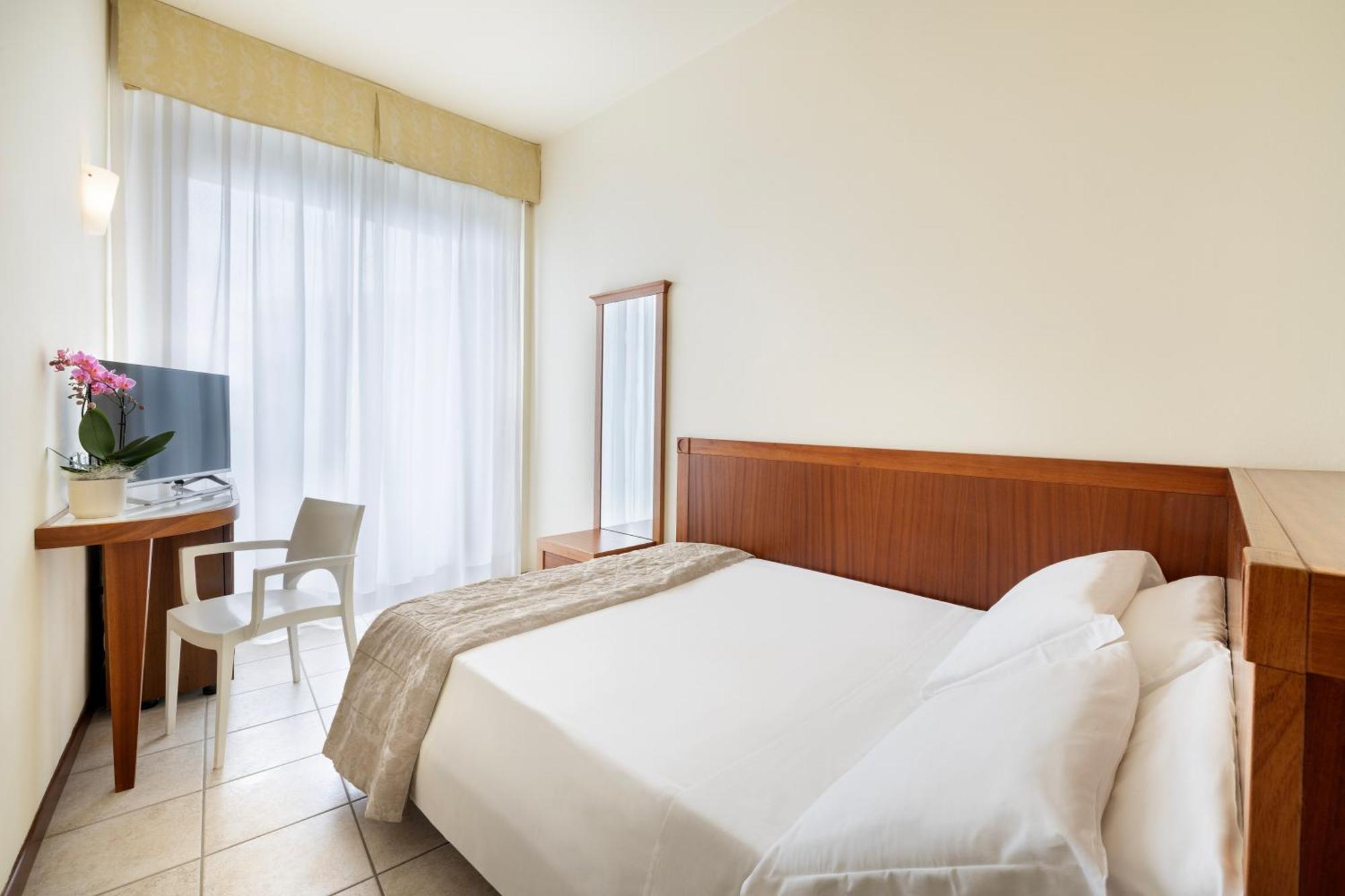 Hotel Bellevue Beach - Sul Mare Milano Marittima Eksteriør billede