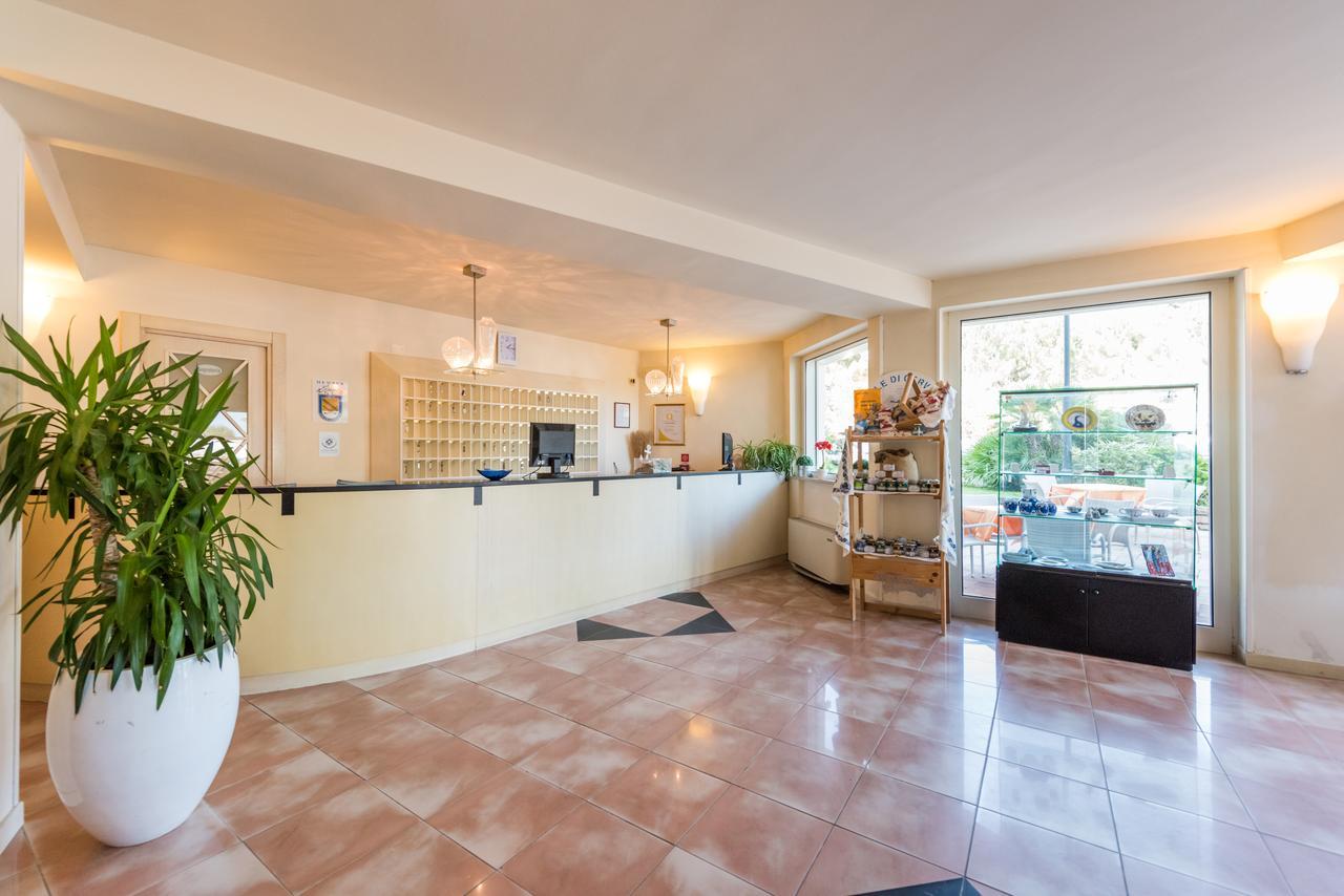 Hotel Bellevue Beach - Sul Mare Milano Marittima Eksteriør billede